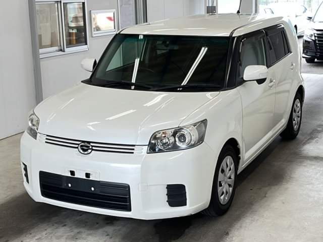 A picture of 2010 toyota corolla Rumion
