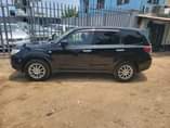 A picture of subaru forester black colour