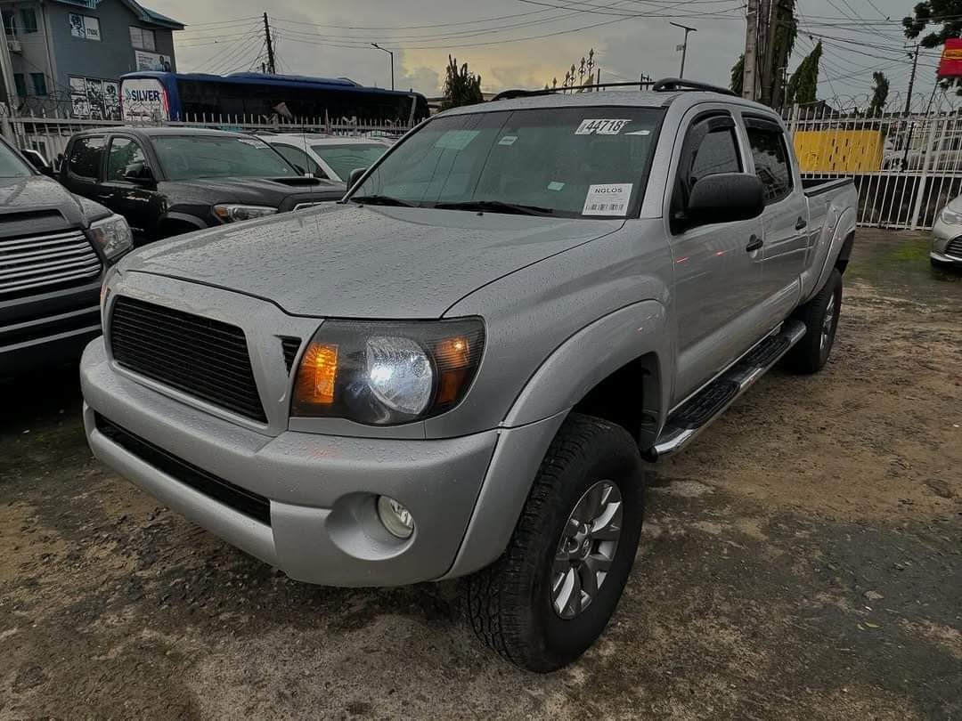 A picture of TOKS 2006 TOYOTA TACOMA