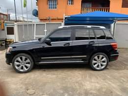 A picture of KinzzyAuto s LTD 08109018982 11 000 000 Refer and earn