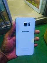 A picture of Samsung S6