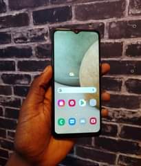 A picture of Samsung galaxy A12