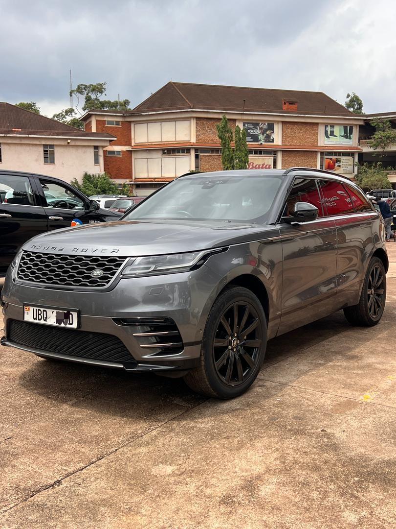 A picture of 2017 Rangerover velar