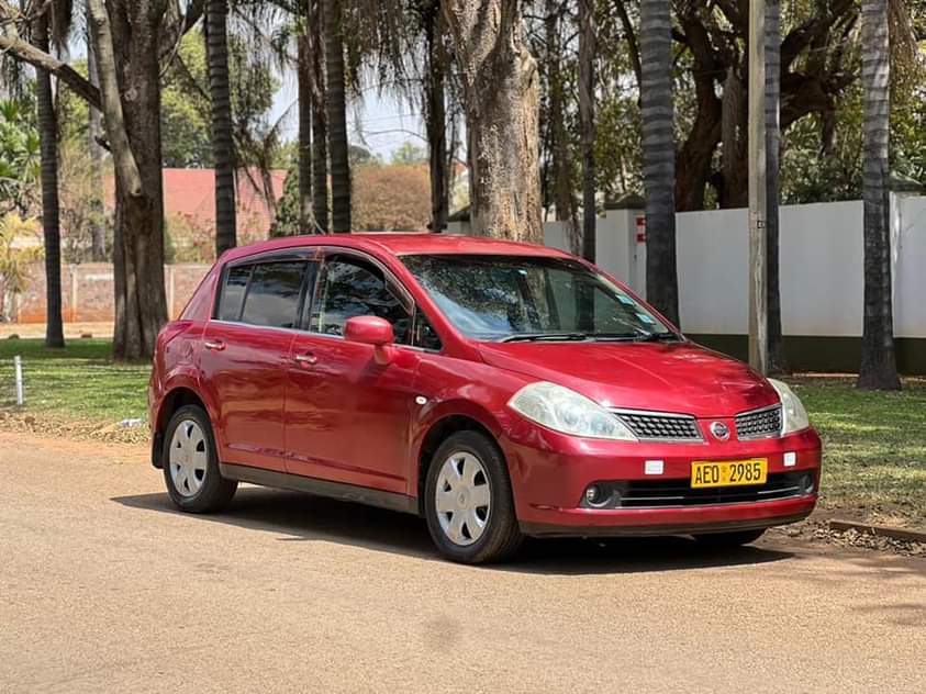 used nissan tiida