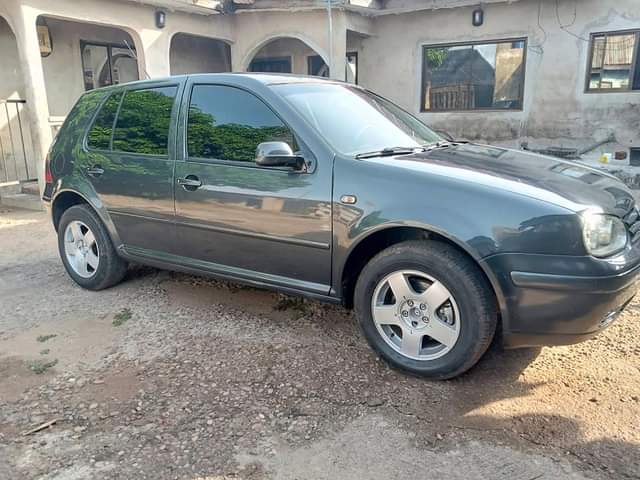 A picture of VW GOLF 4 AUTOMATIC TRANSMISSION 