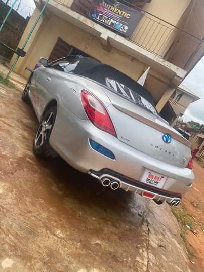 A picture of Toyota solara convertible