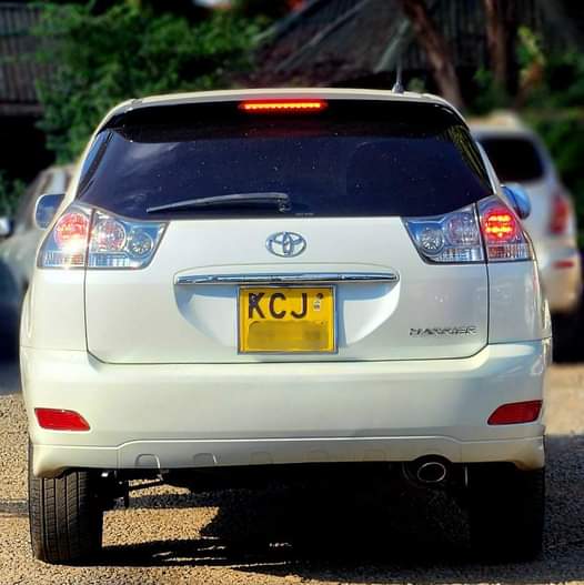 A picture of Toyota Harrier