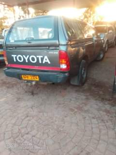 used toyota hilux