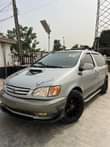A picture of Toyota Sienna xle 2003 model Registered Fully pimp with subwoofer