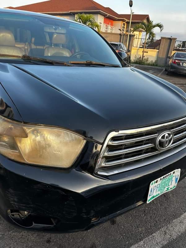 A picture of 09 010 Toyota Highlander Toks standard Purely First body pan