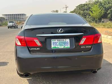 A picture of Few months used 2009 lexus Es350 Available 6 Million naira