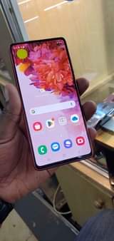 A picture of SAMSUNG GALAXY S20 FE