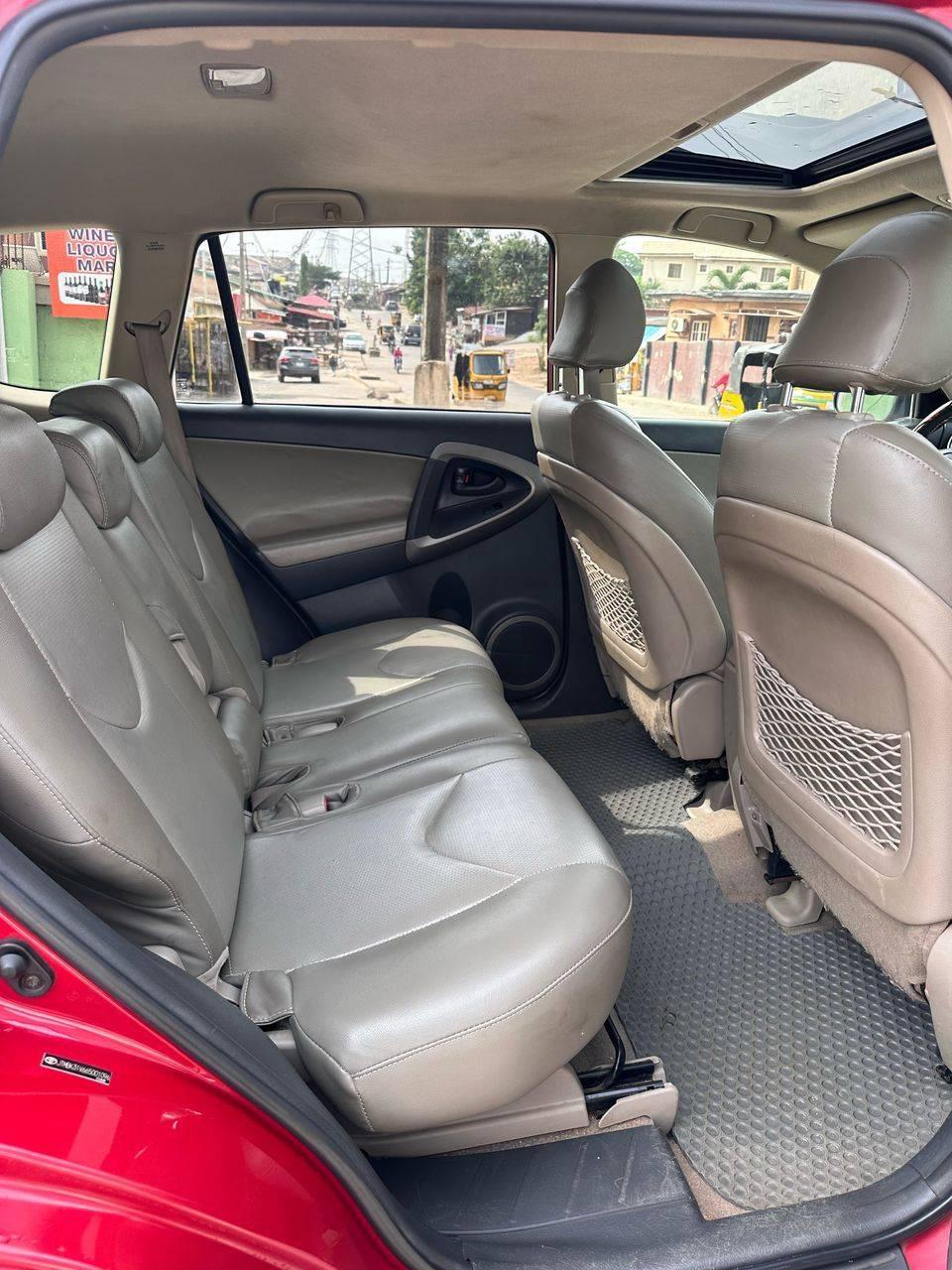 A picture of Toyota RAV4 Limited Edition 2008