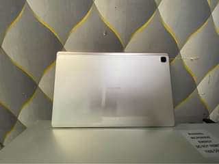 A picture of Samsung galaxy tab A7 32gb 10 4inch with simcard slot