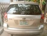 A picture of 2005 1st body toyota matrix with sound change gear and