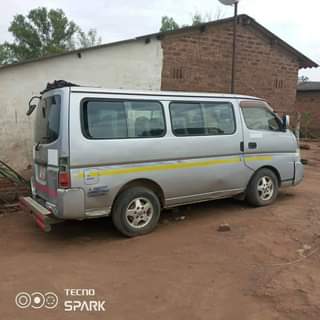 used nissan caravan