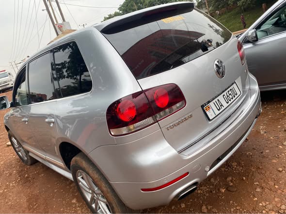 A picture of Volkswagen Toureg 2008 0704297488