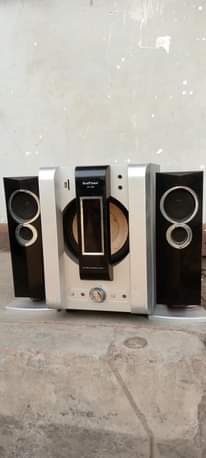 A picture of HII HAPA PIANO YA BLUETOOTH FLASH NA SD CARD 140