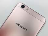 A picture of OPPO F1s neat and clean