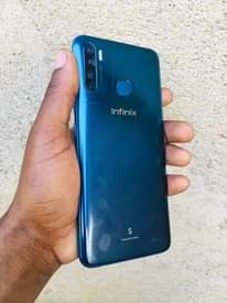 A picture of Infinix s5