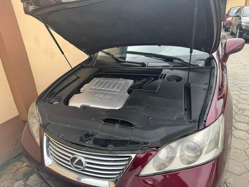 A picture of Available now 2008 Lexus Es350 Registered Full ac cooling Clean