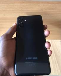 A picture of Samsung A04s