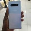 A picture of Dubai used phones