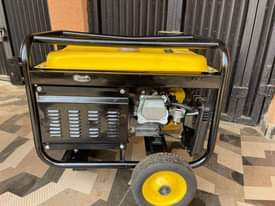 A picture of 3.8kva elepaq senwie generator