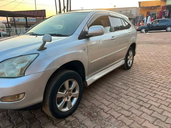A picture of Toyota harrier kawundo 24m money needed