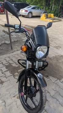 A picture of Boxer BM 125