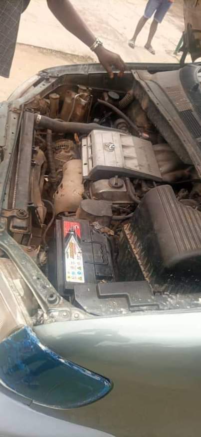 A picture of 1999 Toyota Sienna