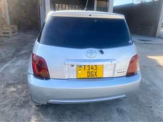 A picture of TOYOTA IST