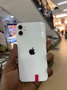 A picture of IPhone 11