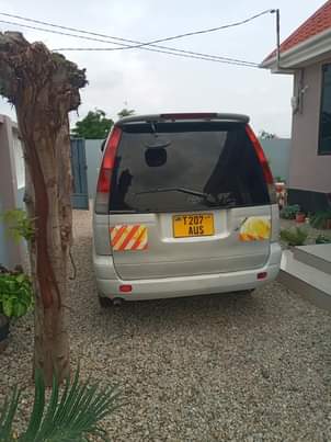 A picture of GARI ZURI LINAUZWA BEI RAFIKI