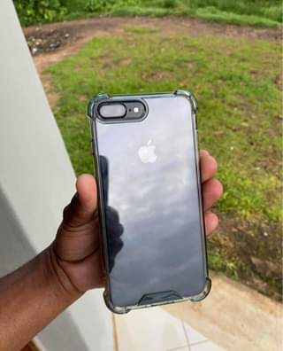 iPhone M.