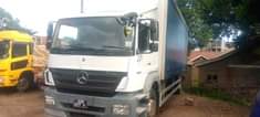 A picture of Mercedes Benz 1824 for sale 96m in Kampala negotiable contact