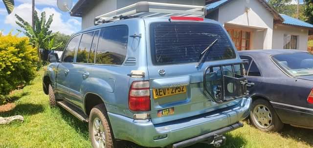 toyota land cruiser