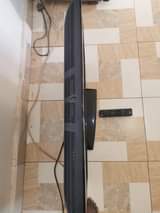 A picture of LG 32 inch not free to air