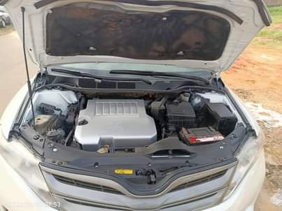 A picture of Toyota venza Awka Anambra Double pano V6 Power boot AC
