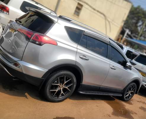 A picture of Toyota Rav4