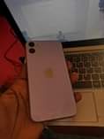A picture of iPhone 11 128 gbs