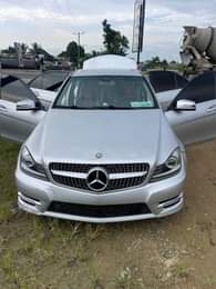 A picture of SUPER SHARP 2008 MODEL MERCEDES BENZ C300 2008 upgraded to
