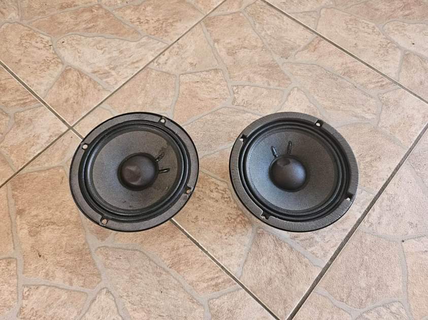 speakers