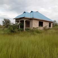 A picture of Nyumba inauzwa kiluvya makurunge milion 25 maongezi kilometres 8 kutoka