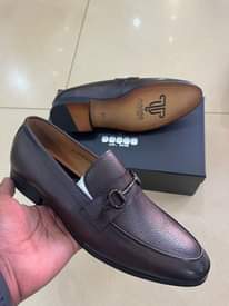 A picture of Men s shoes