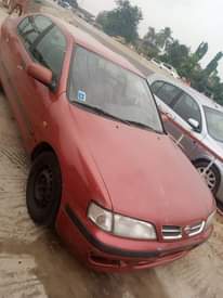 A picture of Nissan primera