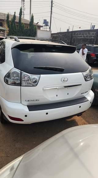 A picture of Toks 2009 Lexus RX350