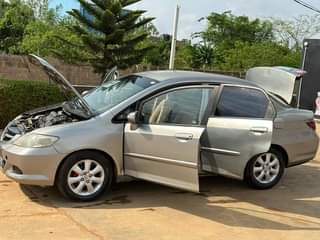 A picture of Honda city