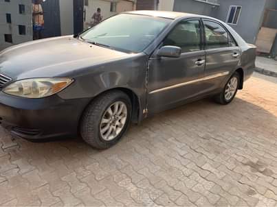 A picture of Toyota Camry 2004