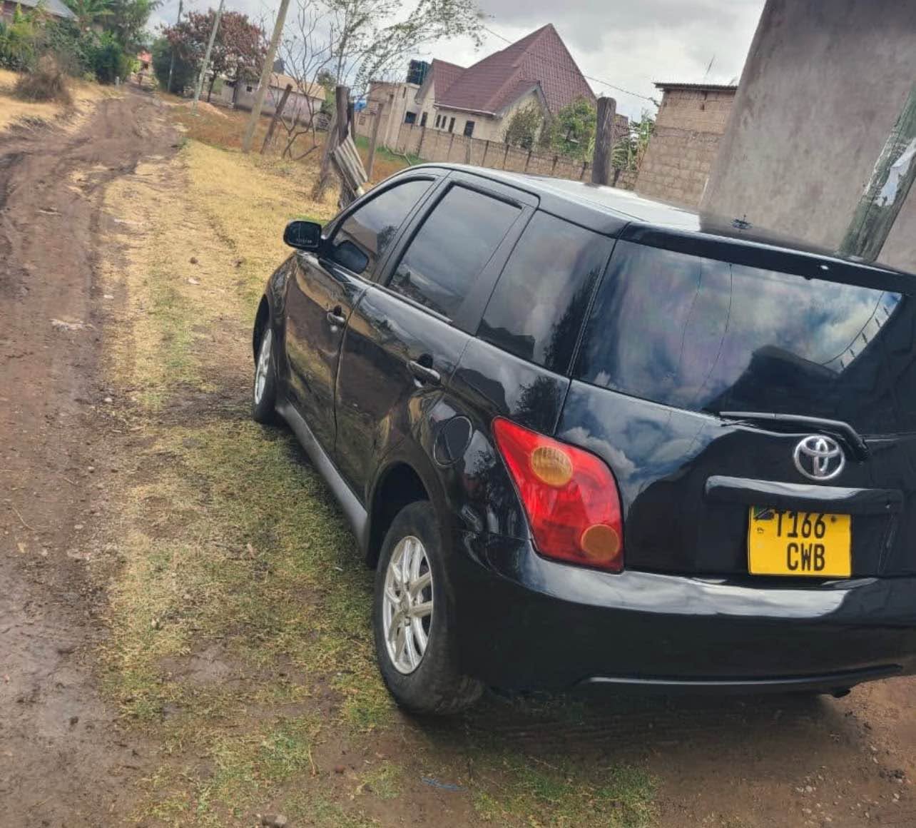 A picture of TOYOTA IST INAUZWA 4 5M 0791084871